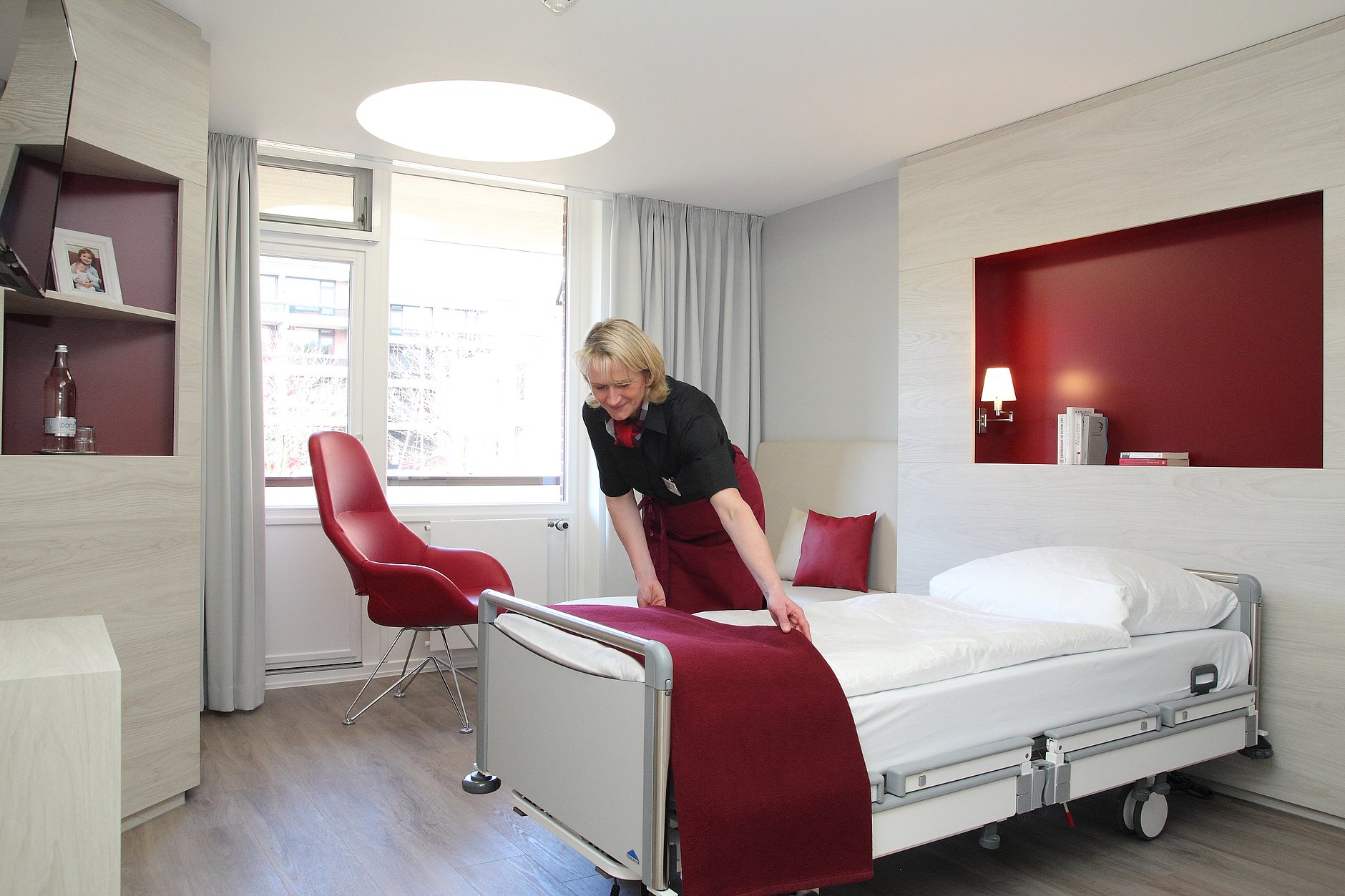 HGZ | Einzelzimmer Privatstation Dies ist ein komfortables Einzelzimmer auf der Privatstation des HGZ.