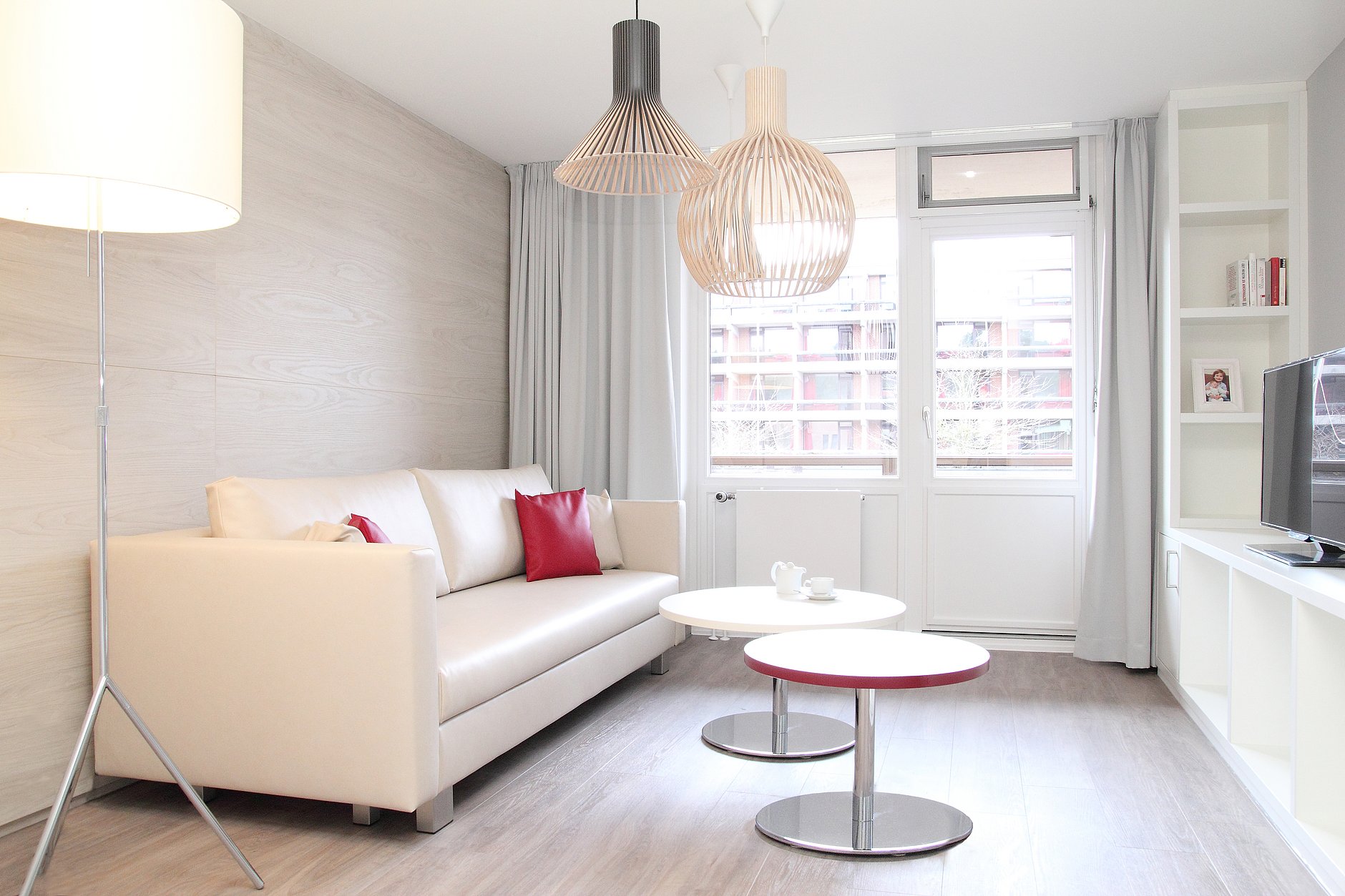 HGZ | Privatstation Suite Wohnzimmer Dies zeigt das Wohnzimmer der Suite auf der Privatstation im HGZ.